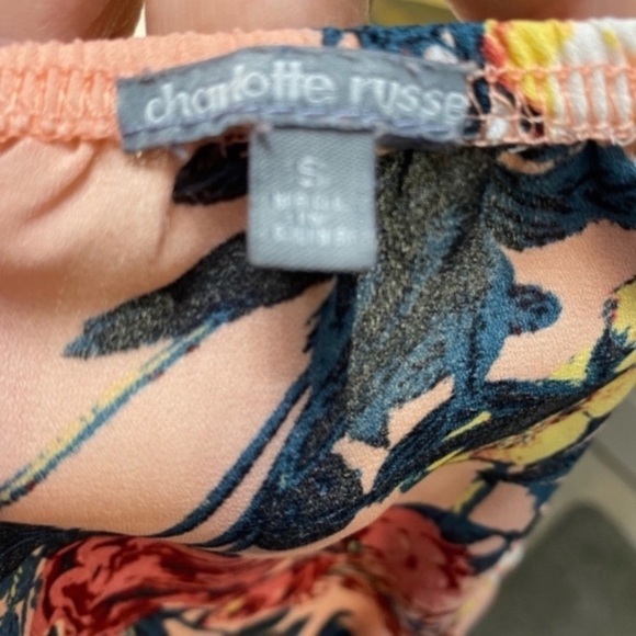 Charlotte Russe Floral Ruffle Sleeve Crop Top Blouse Juniors / Women’s Small - Picture 5 of 12